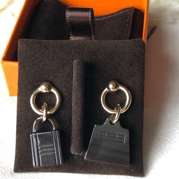 Hermès Earrings (Free Dior lip glow) - Picture 1 of 16